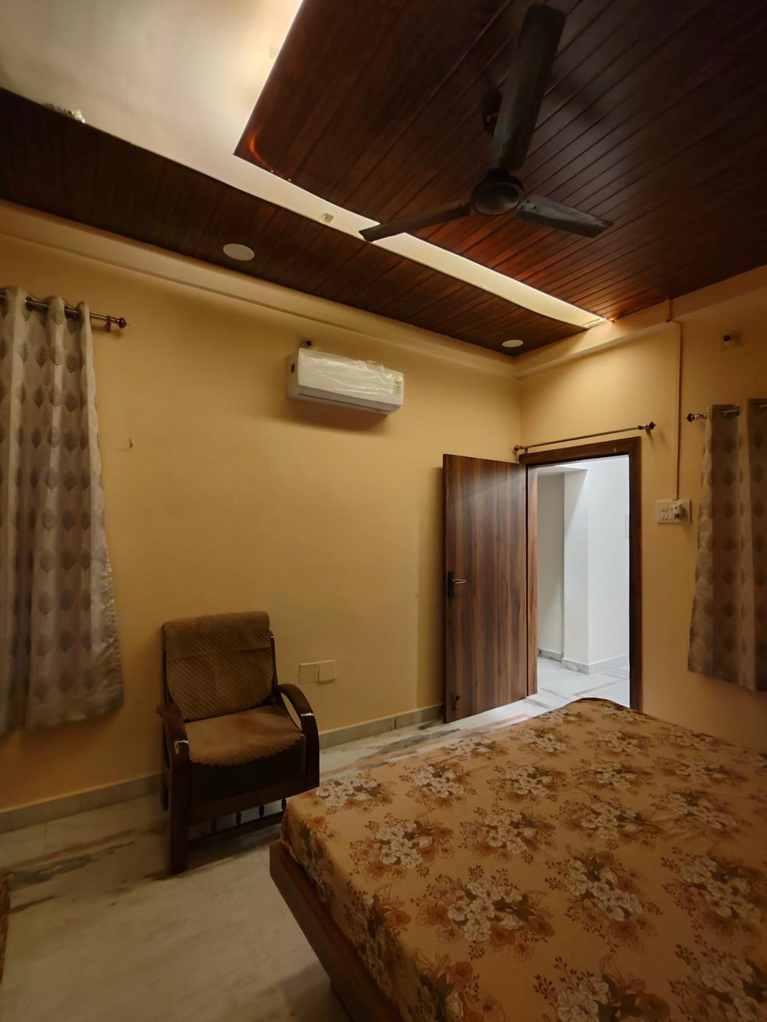 Kashivas - Spacious 2Bhk Near Assi Ghat Váránaszi Kültér fotó